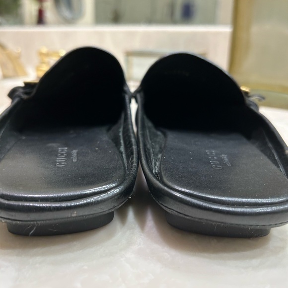 Gucci Leather Slippers / Slides, black, buckle detail, 110104, Size 8 - Picture 10 of 14